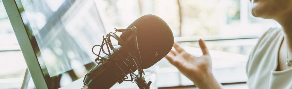 U.S. Podcast Ad Revenues Grew 19% YoY in 2020;   set to exceed $1B this year and $2B by 2023