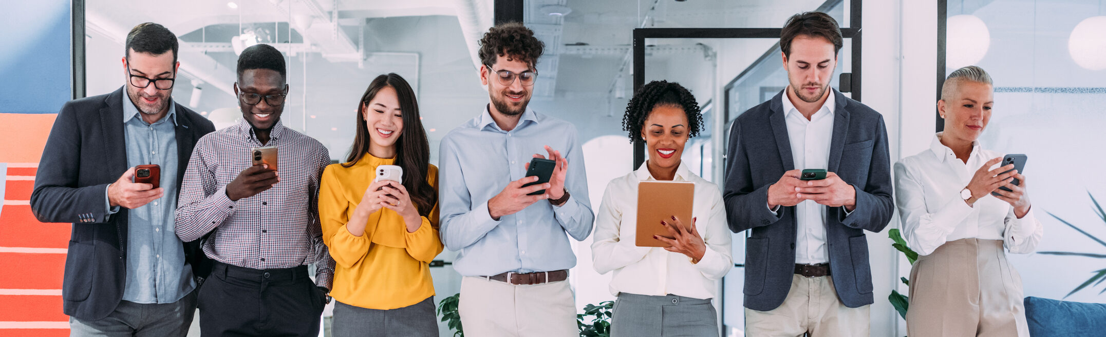 Digital Ad Revenue Surges 15% YoY in 2024, Climbing to $259B, According to IAB