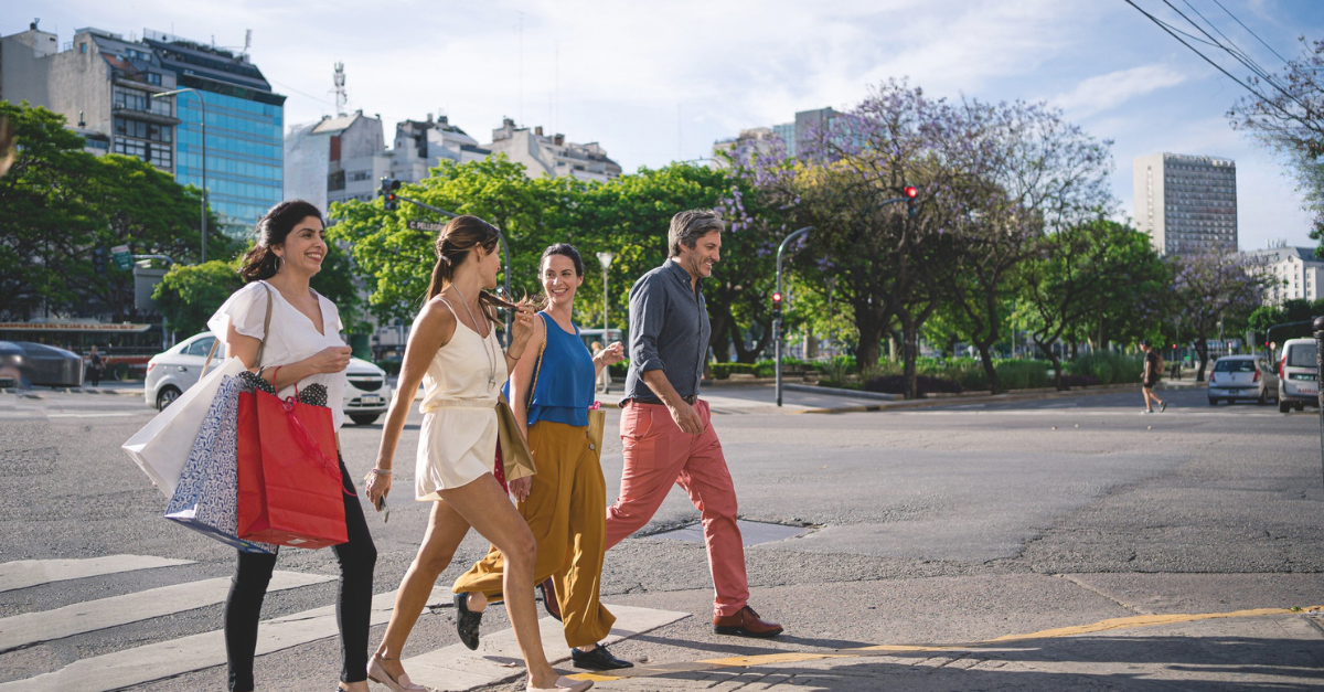 The Convergence and Coexistence of Trade and Media in Retail Media Series